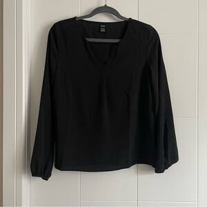 3/$25 Notch neck blouse